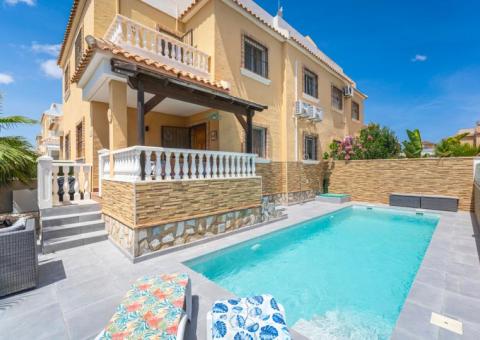 Semi detached with 3 bedrooms and 1 bathrooms in Ciudad Quesada, Alicante