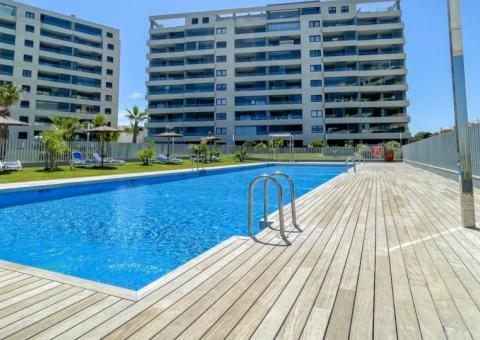 Apartment with 3 bedrooms and 2 bathrooms in Orihuela Costa, Alicante