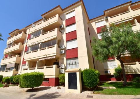 Apartment with 2 bedrooms and 2 bathrooms in Orihuela Costa, Alicante