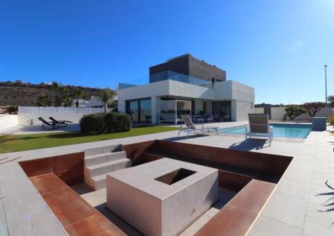 Villa with 3 bedrooms and 3 bathrooms in Rojales, Alicante