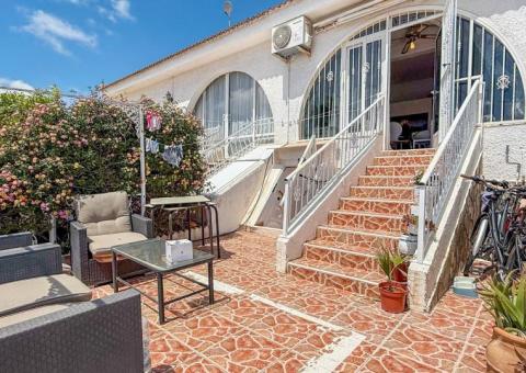 Bungalow with 2 bedrooms and 2 bathrooms in Ciudad Quesada, Alicante