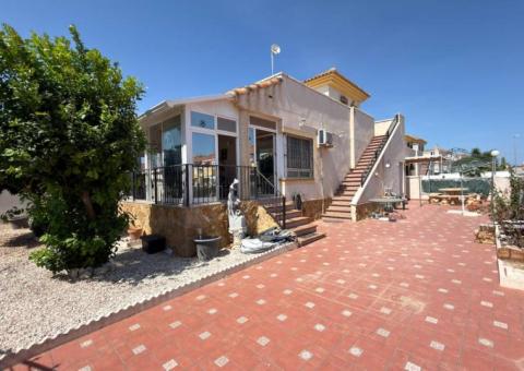 Villa for sale Algorfa Alicante, Spain