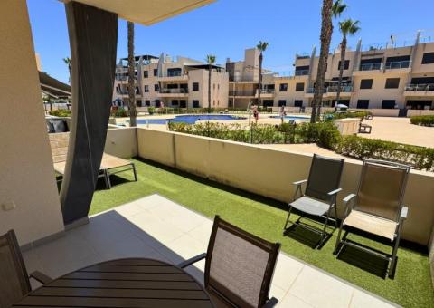 Apartment with 2 bedrooms and 2 bathrooms in Pilar de la Horadada, Alicante