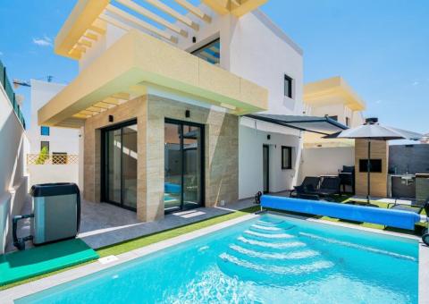 Willa for sale Los Montesinos Alicante, Spain