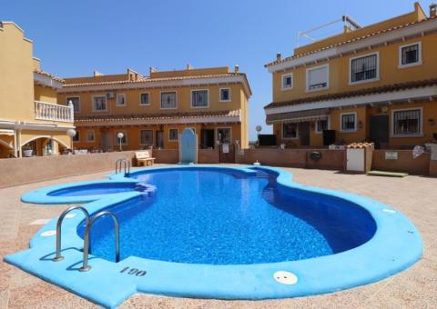 Maison de ville for sale Algorfa Alicante, Spain