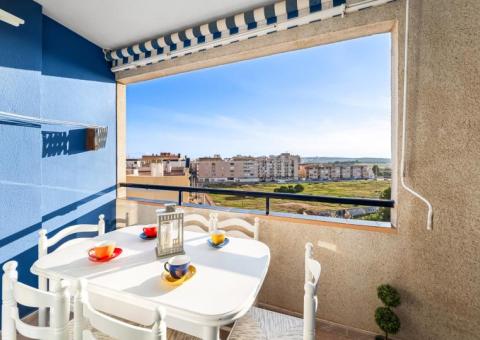 Apartment with 2 bedrooms and 1 bathrooms in La Mata, Alicante