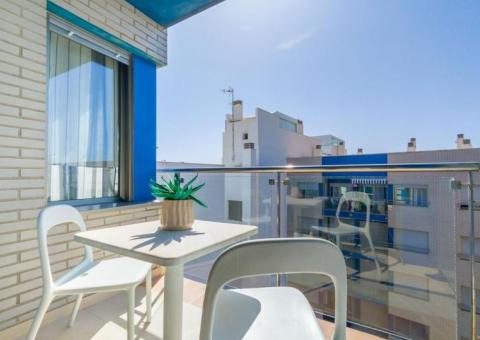 Apartment with 2 bedrooms and 1 bathrooms in Torrevieja, Alicante
