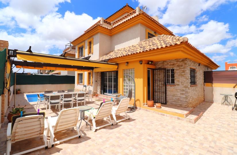 Semi detached, Los Montesinos, Alicante
