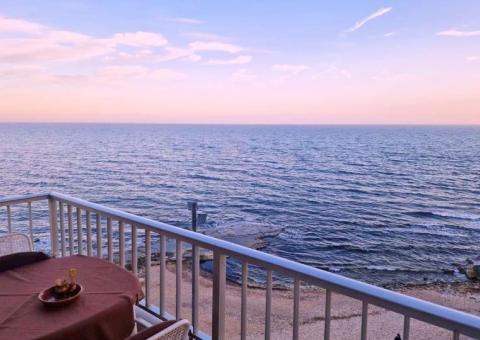 Apartment with 3 bedrooms and 1 bathrooms in Torrevieja, Alicante