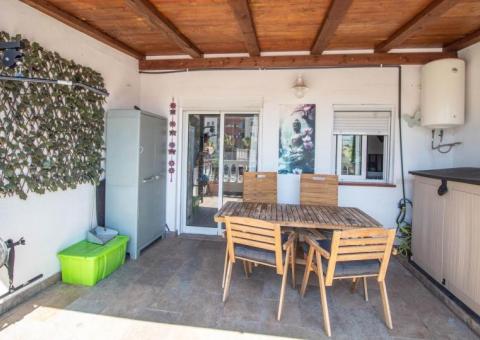 Bungalow de 2 dormitorios y 1 baños en Orihuela Costa, Alicante