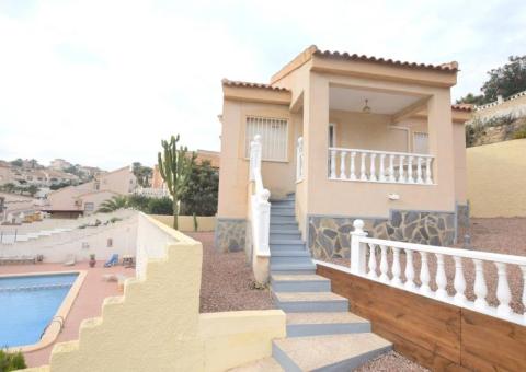 Villa with 2 bedrooms and 1 bathrooms in Ciudad Quesada, Alicante
