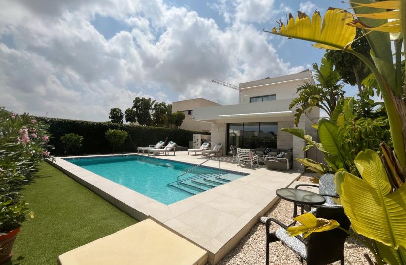 Villa, Los Montesinos, Alicante