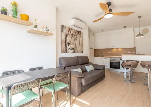 Bungalow with 1 bedrooms and 1 bathrooms in Torrevieja, Alicante