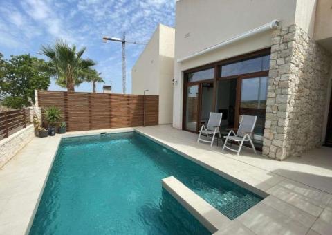 Villa with 3 bedrooms and 3 bathrooms in Benijofar, Alicante