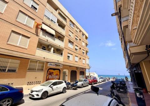 Apartment with 2 bedrooms and 2 bathrooms in Guardamar del Segura, Alicante