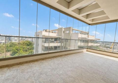 Penthouse with 2 bedrooms and 2 bathrooms in Orihuela Costa, Alicante