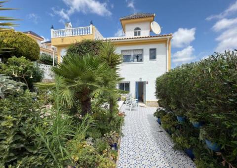 Villa with 3 bedrooms and 2 bathrooms in Ciudad Quesada, Alicante