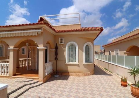 Villa till salu Algorfa Alicante, Spain