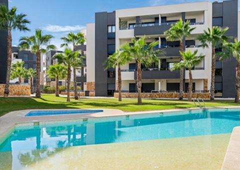 Apartment with 2 bedrooms and 2 bathrooms in Orihuela Costa, Alicante