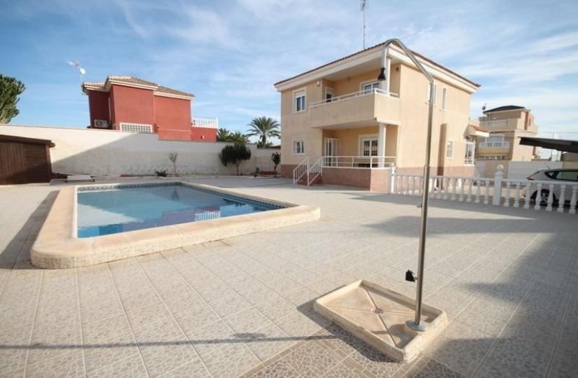 Villa, Torrevieja, Alicante