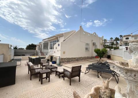 Bungalow with 2 bedrooms and 2 bathrooms in Ciudad Quesada, Alicante