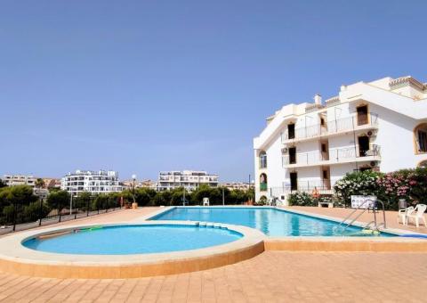 Apartment with 2 bedrooms and 1 bathrooms in Orihuela Costa, Alicante