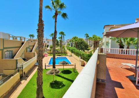 Apartment with 2 bedrooms and 2 bathrooms in Orihuela-Costa, Alicante