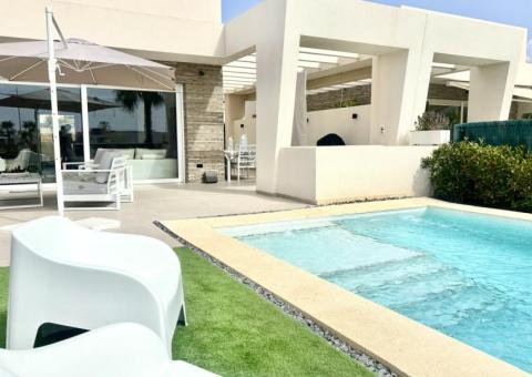 Villa with 4 bedrooms and 2 bathrooms in Algorfa, Alicante