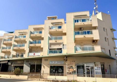 Apartment with 2 bedrooms and 1 bathrooms in Orihuela Costa, Alicante