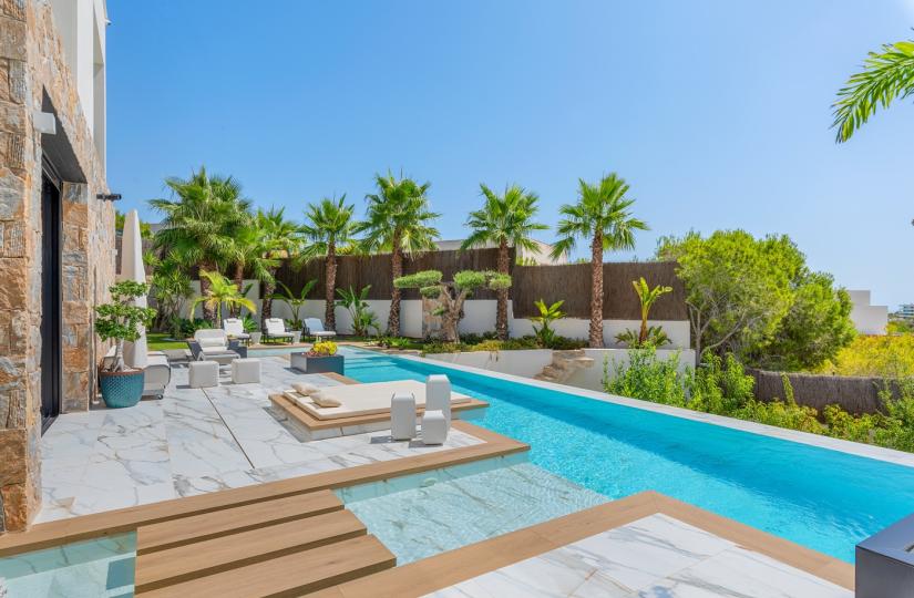 Willa for sale Dehesa de Campoamor Alicante, Spain