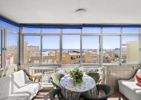 Apartment with 2 bedrooms and 1 bathrooms in Torrevieja, Alicante