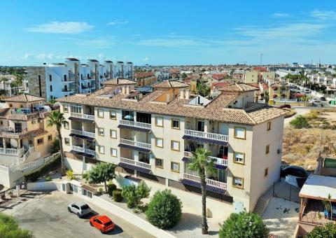 Apartment with 2 bedrooms and 1 bathrooms in Orihuela Costa, Alicante