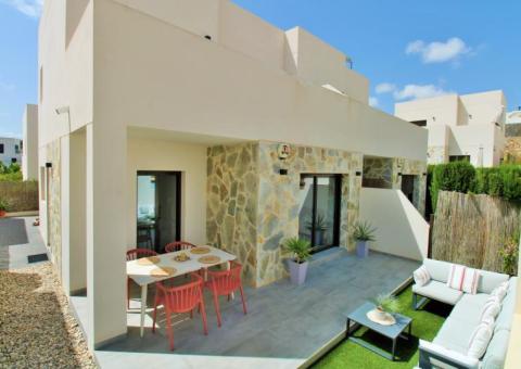 Semi detached with 3 bedrooms and 2 bathrooms in Orihuela Costa, Alicante