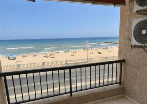 Apartment with 2 bedrooms and 1 bathrooms in Torrevieja, Alicante