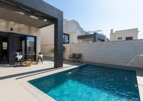 Villa with 3 bedrooms and 2 bathrooms in Ciudad Quesada, Alicante