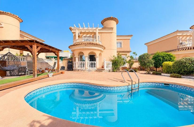 Chalet till salu San Fulgencio Alicante, Spain
