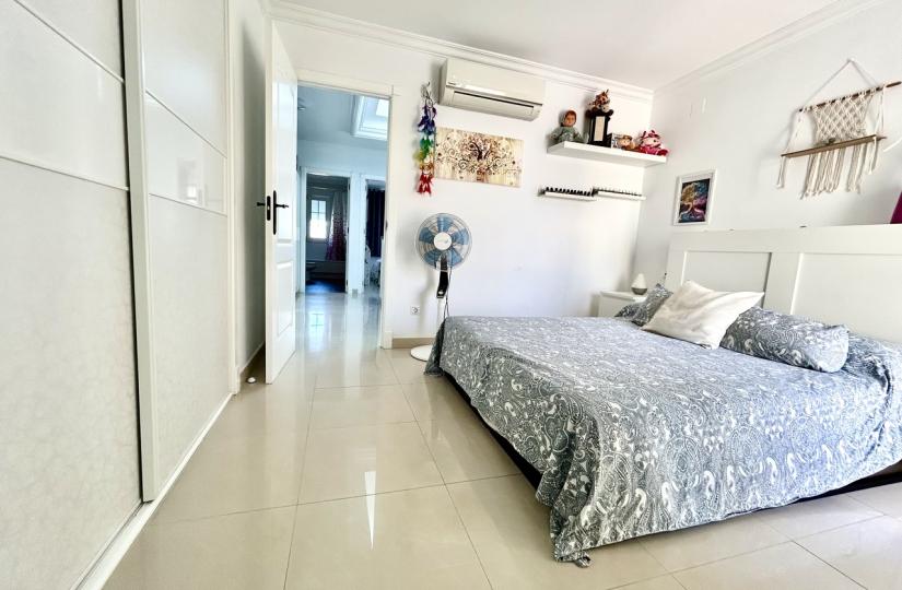 Maison de ville for sale Heredades Alicante, Spain