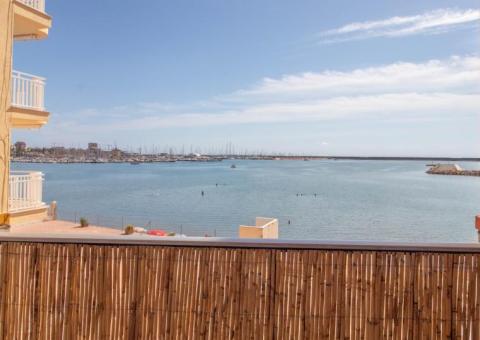 Apartment with 2 bedrooms and 2 bathrooms in Torrevieja, Alicante