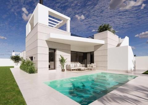 Villa with 3 bedrooms and 2 bathrooms in Torrevieja, Alicante