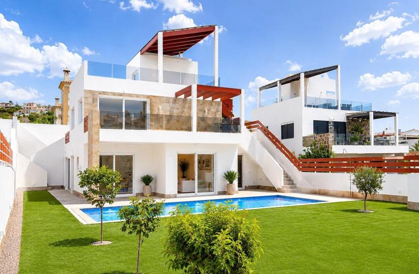 Villa with 4 bedrooms and 3 bathrooms in Rojales, Alicante