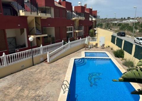 Apartment with 2 bedrooms and 2 bathrooms in Torremendo, Alicante