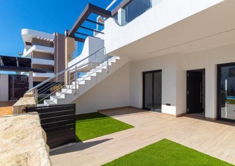 Apartment with 3 bedrooms and 2 bathrooms in Orihuela Costa, Alicante
