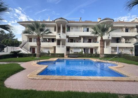 Apartment with 2 bedrooms and 2 bathrooms in Jacarilla, Alicante