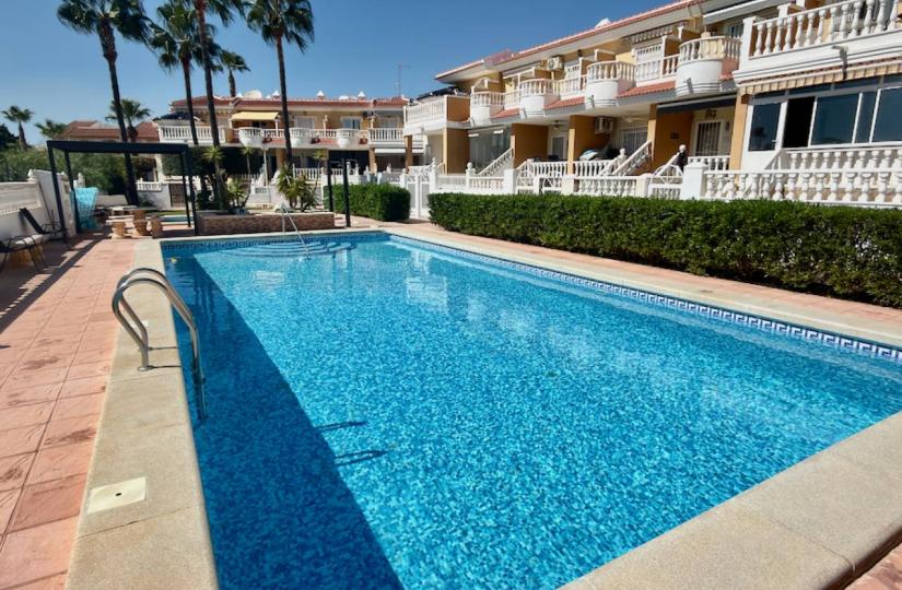 Apartment with 2 bedrooms and 1 bathrooms in Ciudad Quesada, Alicante