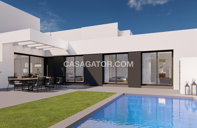 Villa with 3 bedrooms and 3 bathrooms in Formentera del Segura, Alicante