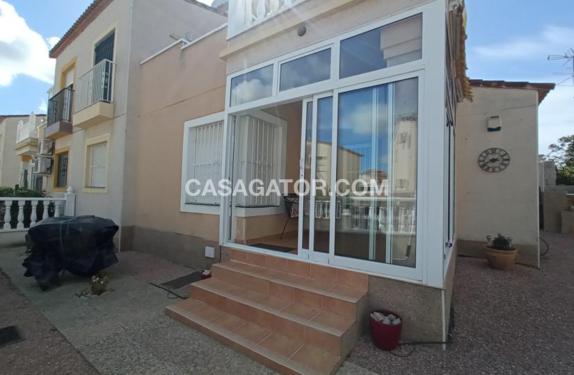Semi detached with 3 bedrooms and 2 bathrooms in Algorfa, Alicante