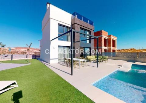 Villa with 3 bedrooms and 3 bathrooms in Mutxamel, Alicante